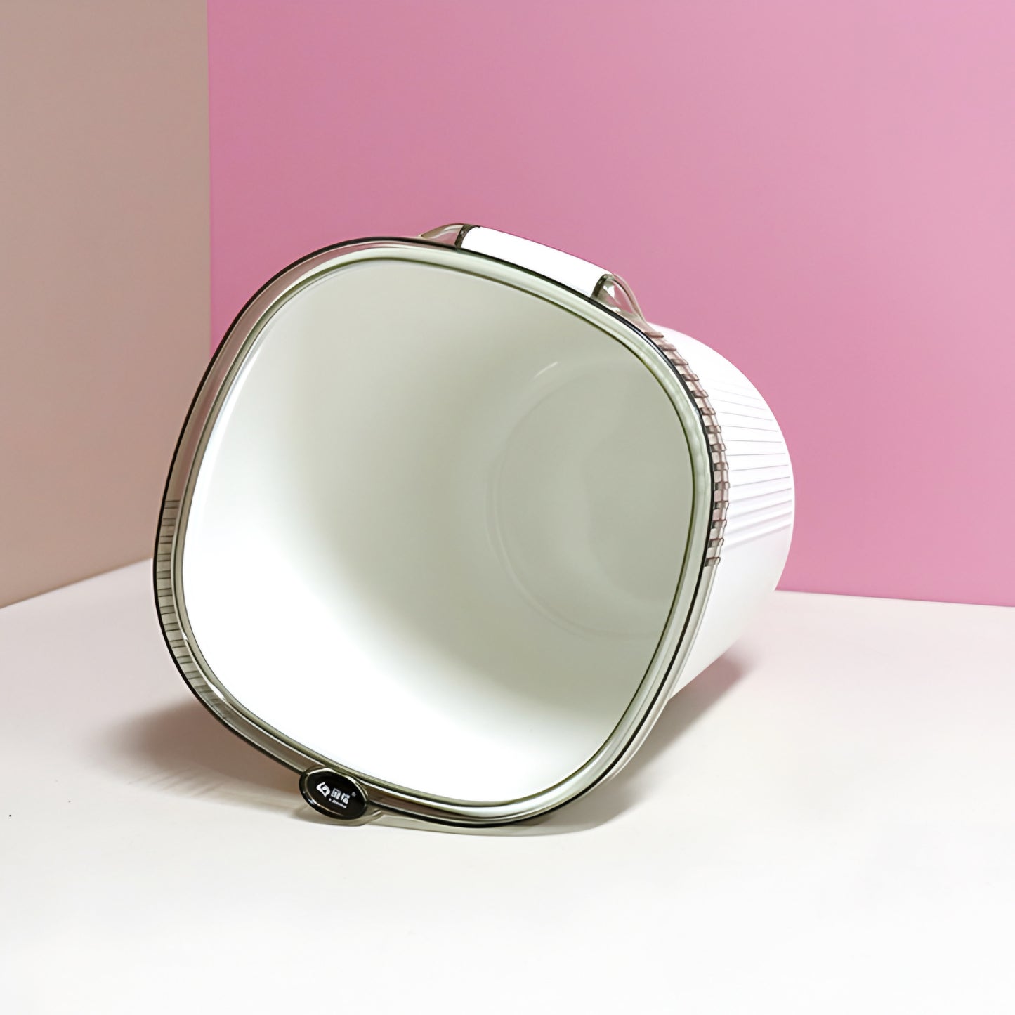 Create waste dustbin