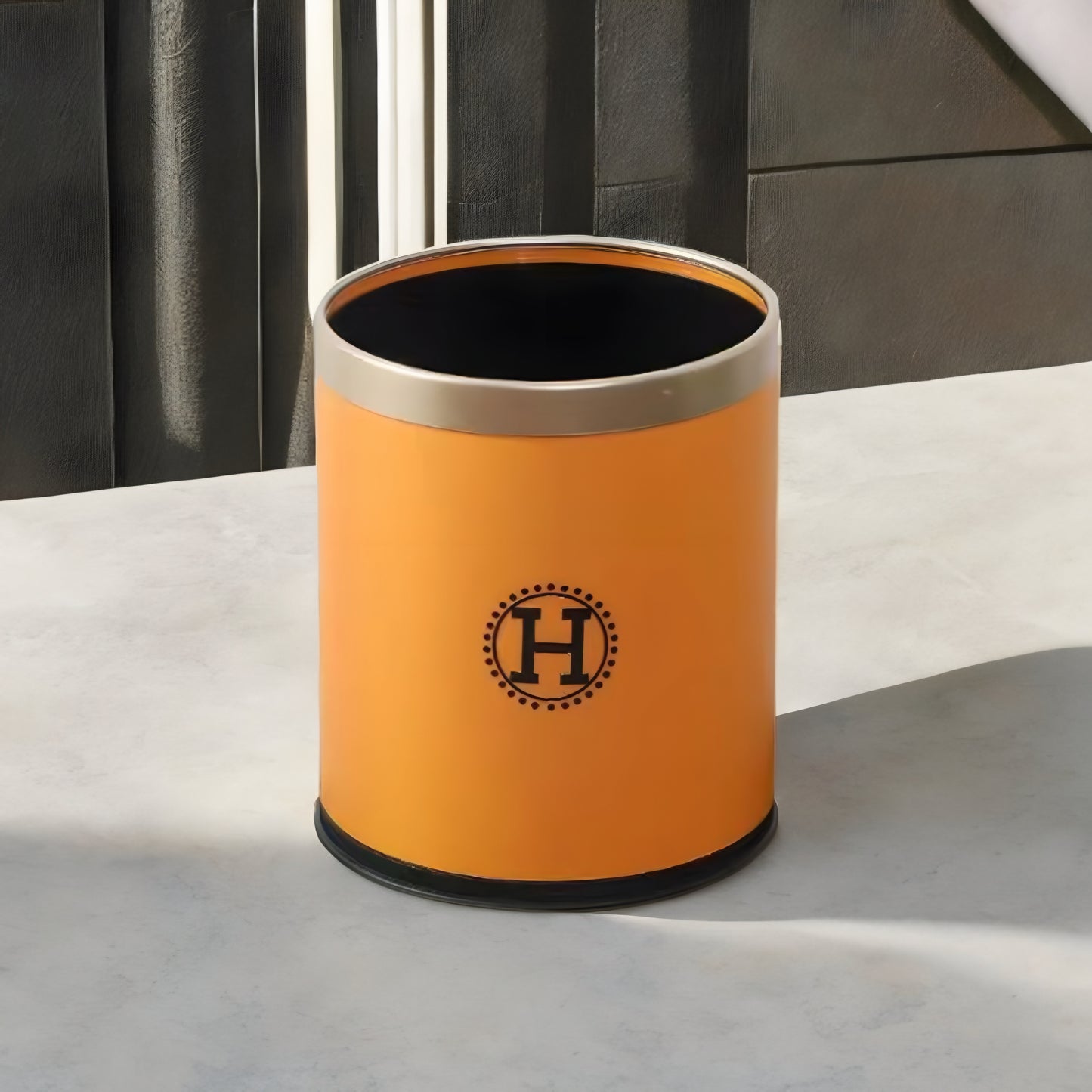 Light Luxury waste dustbin