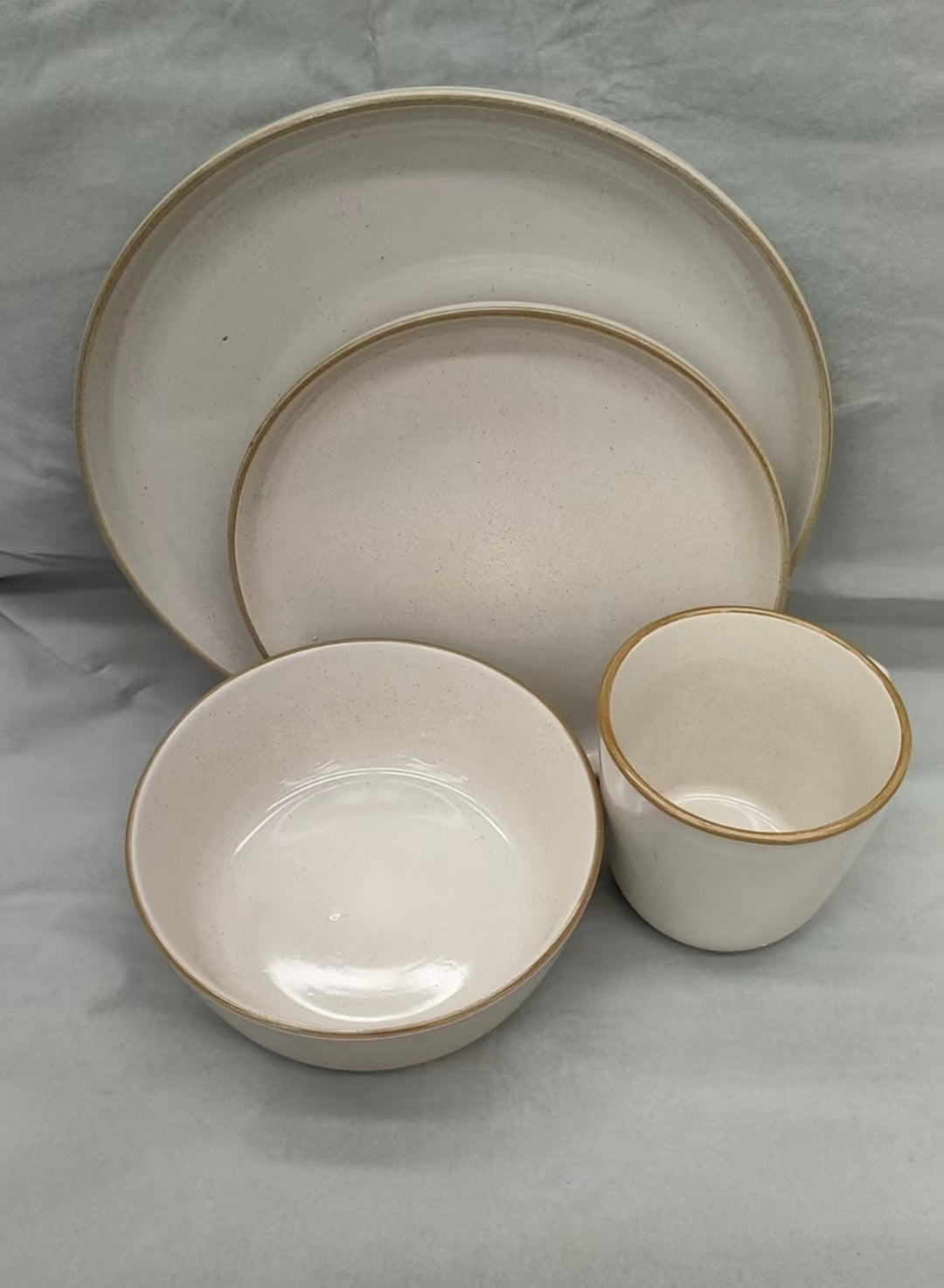 Earthy brown stoneware 16 pc Ceramic Dinner Set