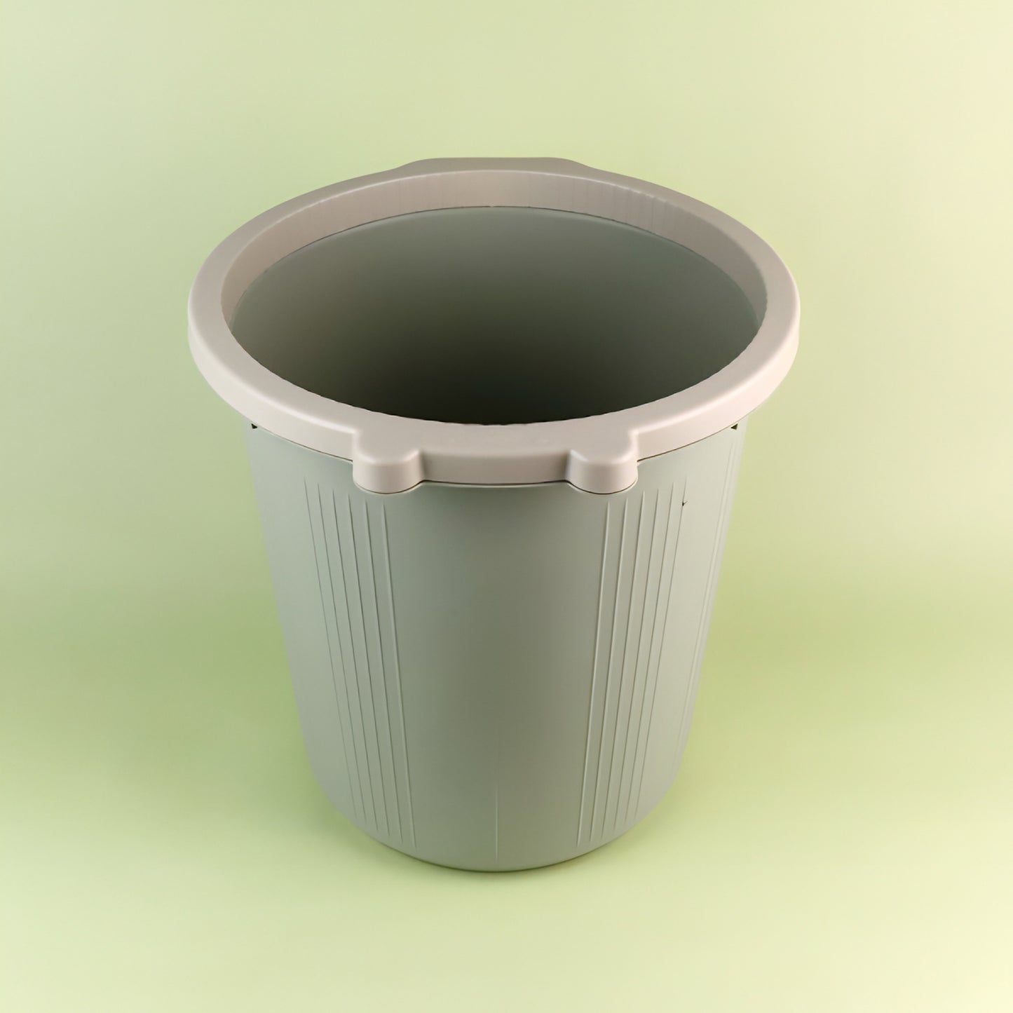 Turn-over trash dustbin