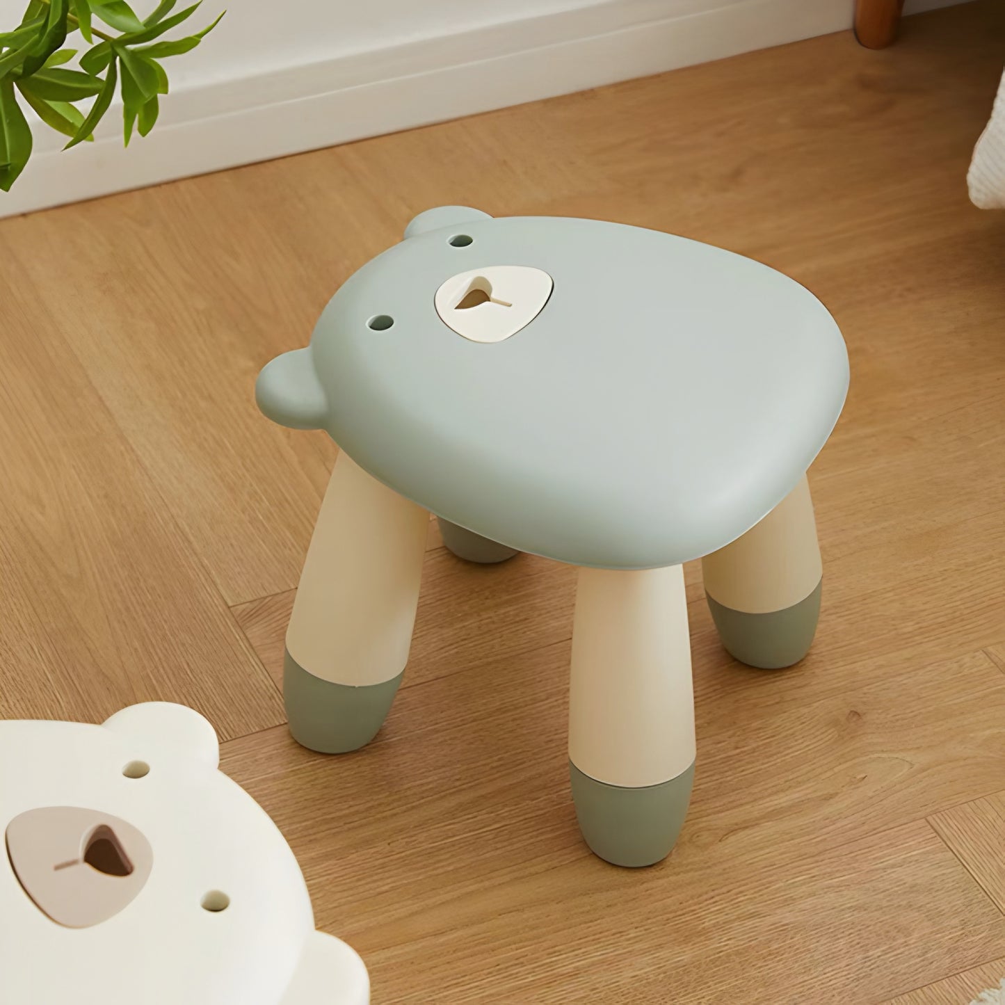 Bear kids stool