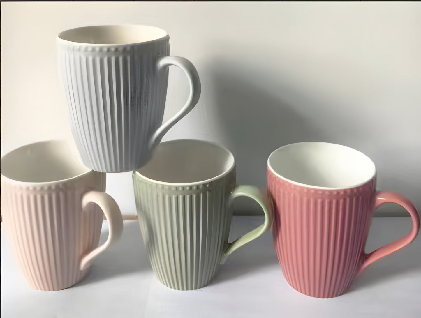 Pack of 4 Tropical Multicolour mug set