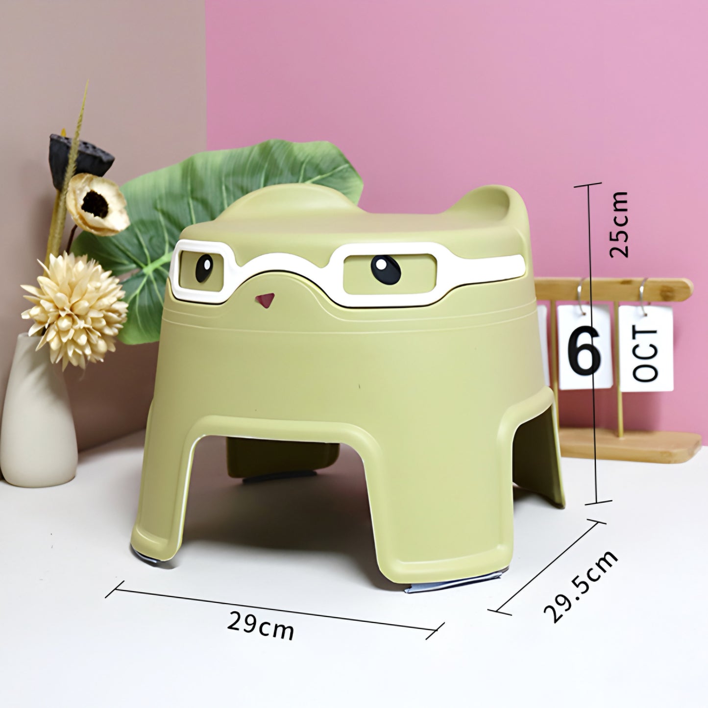 Children’s cartoon stool