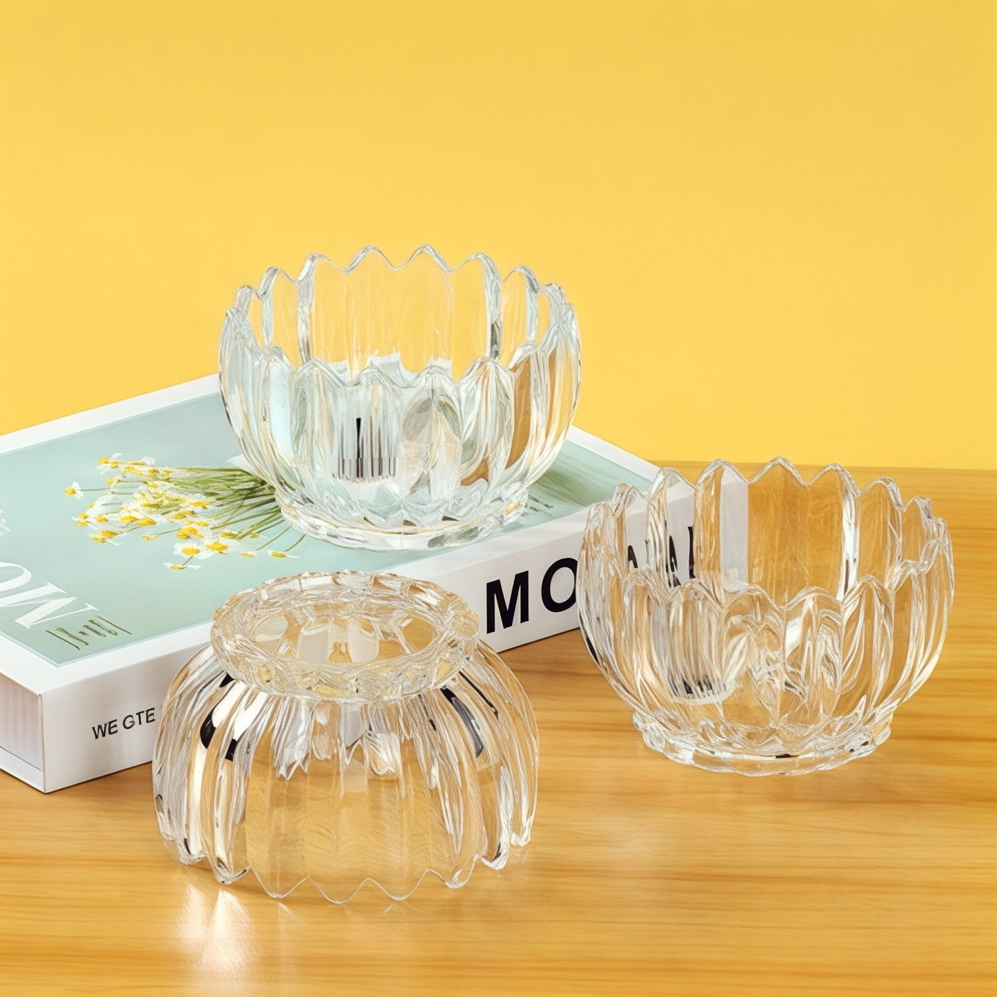 Glass bowl vertical strip